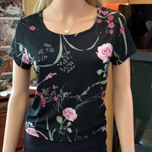 Genevieve Short Sleeve Top Floral Print